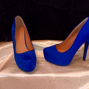 Shoe